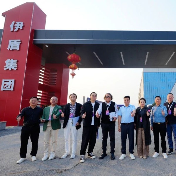 創(chuàng)新引領 智造標桿丨2025京聞·創(chuàng)響杯“溯源賦能”之行專家團走進伊盾門窗